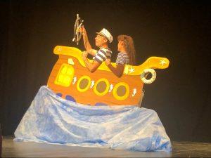 Predstava Opica in kapitan Tan- tan 1